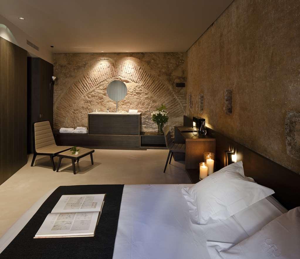 卡罗酒店 瓦伦西亚 客房 照片 A room at the Mandarin Oriental Barcelona