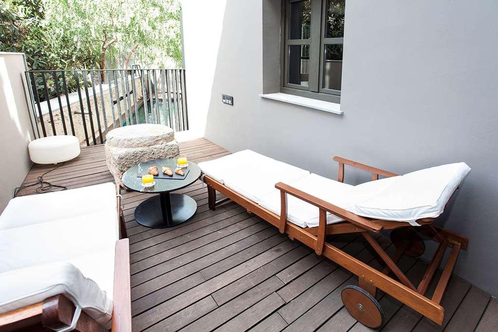 卡罗酒店 瓦伦西亚 客房 照片 A balcony
