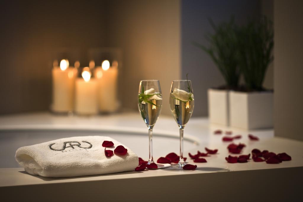 卡罗酒店 瓦伦西亚 外观 照片 A romantic bath